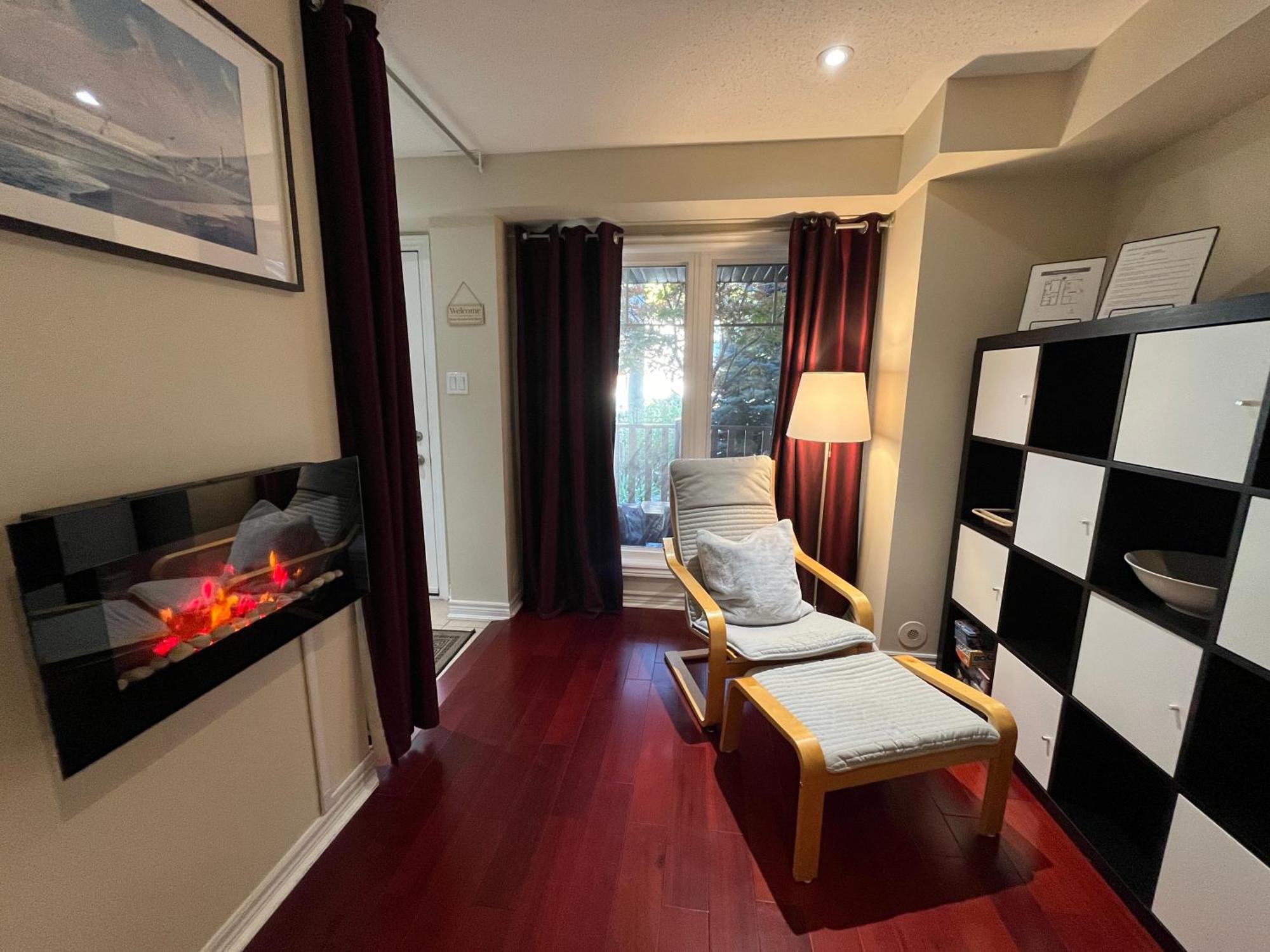 Stunning Rooms In Townhouse Across The Beach Toronto Luaran gambar